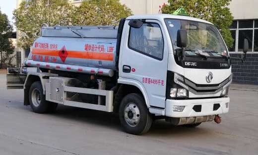 楚飞牌CLQ5040GJY6E型加油车