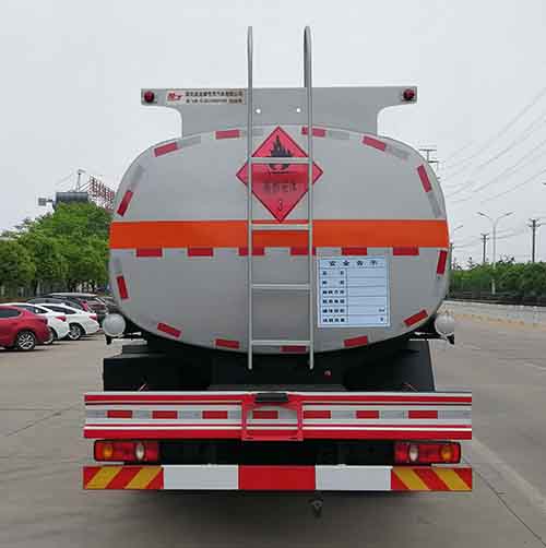 楚飞牌CLQ5180GYY6D型运油车